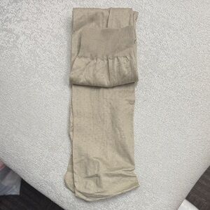Men's Beige Textured high socks